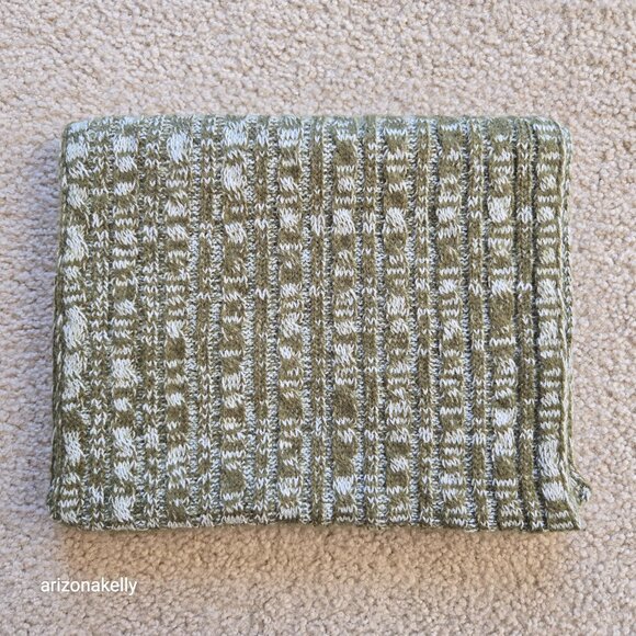 Accessories - Marled Cashmere Cable Knit Scarf Green/Ivory